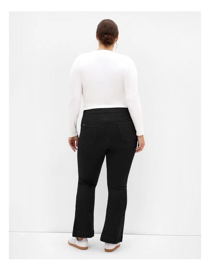 Asha Fit Jasmin Short Flare Leg Jean in Black image 2