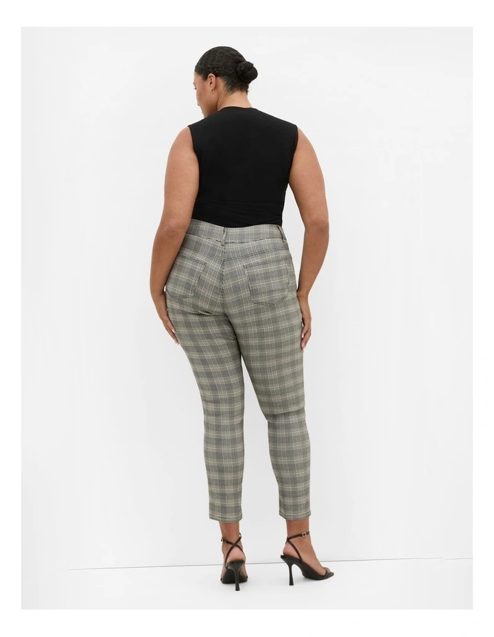Bengaline Check Pant in Black image 2