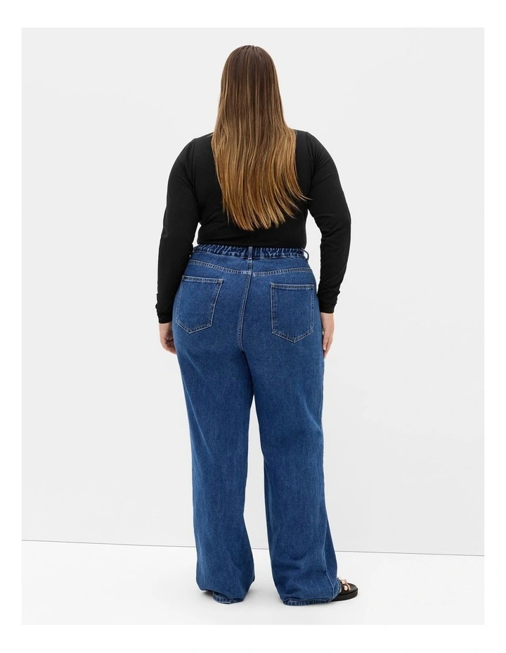 Amelia Long Sleeve Bodysuit in Black image 2