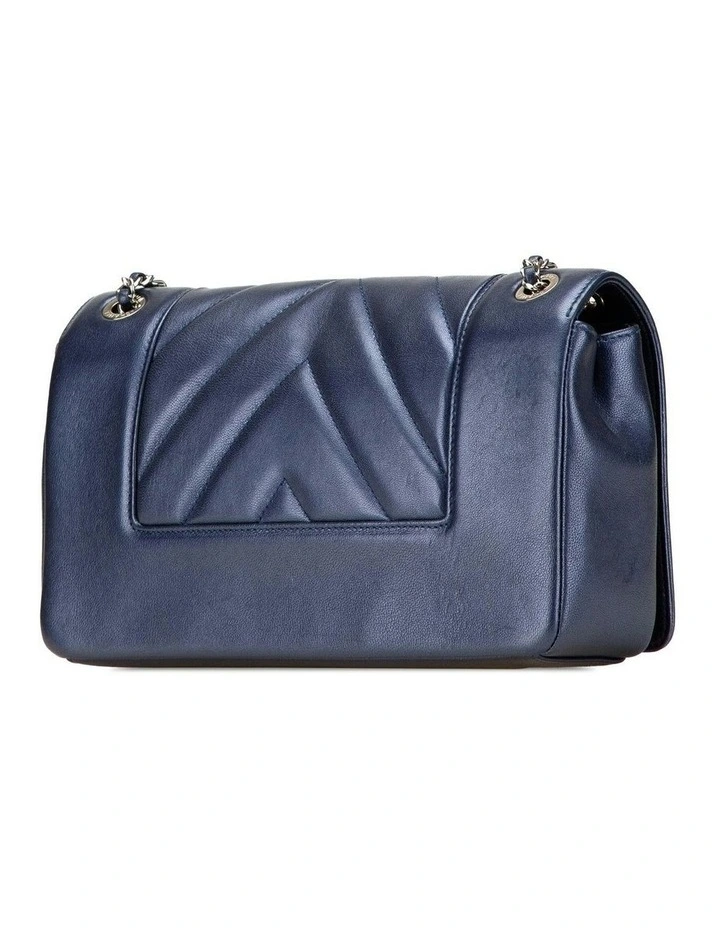 Medium Chevron Metallic Sheepskin Vintage Flap Crossbody Bag with Chain Strap Pre-Loved image 2