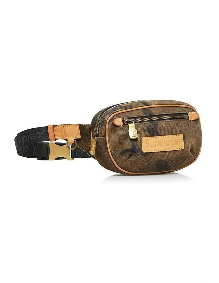 Louis Vuitton Supreme Bumbag in Green Camouflage Pre-Loved image 2