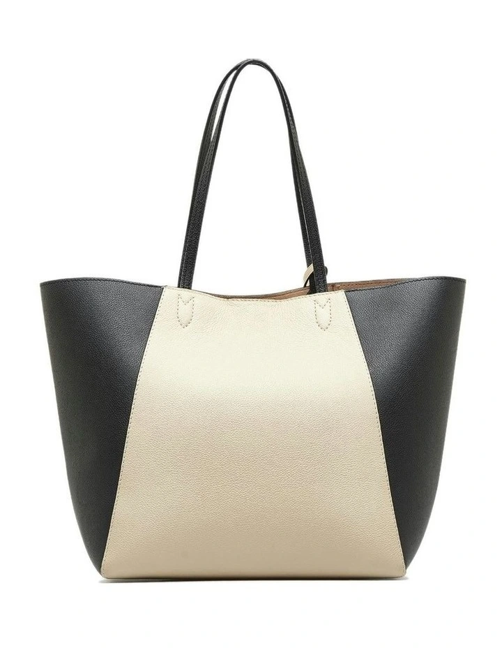 Louis Vuitton OnTheGo MM Beige and Black Leather Tote Bag Pre-Loved image 3
