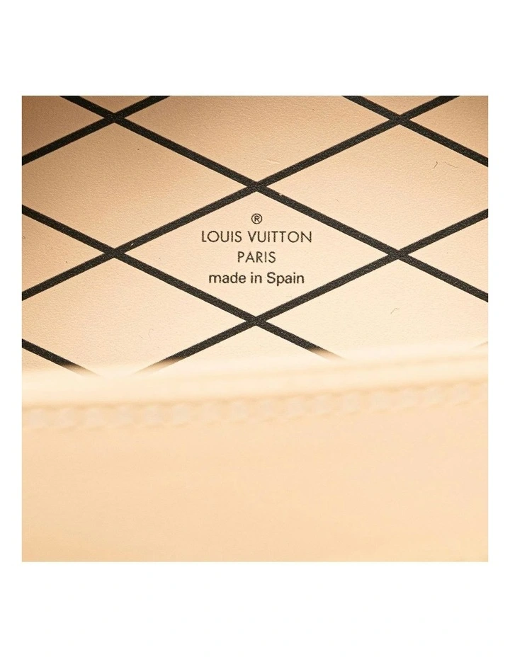 Round Crossbody Bag Pre-Loved image 5