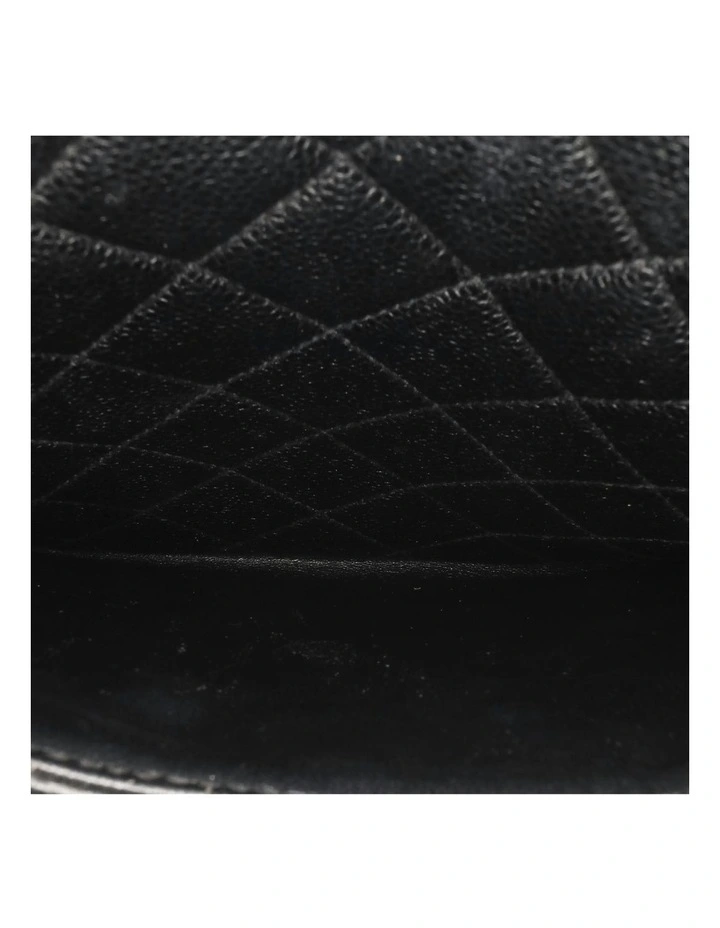 Quilted Leather Shoulder Bag with Zip Closure and Multiple Pockets Pre-Loved image 5