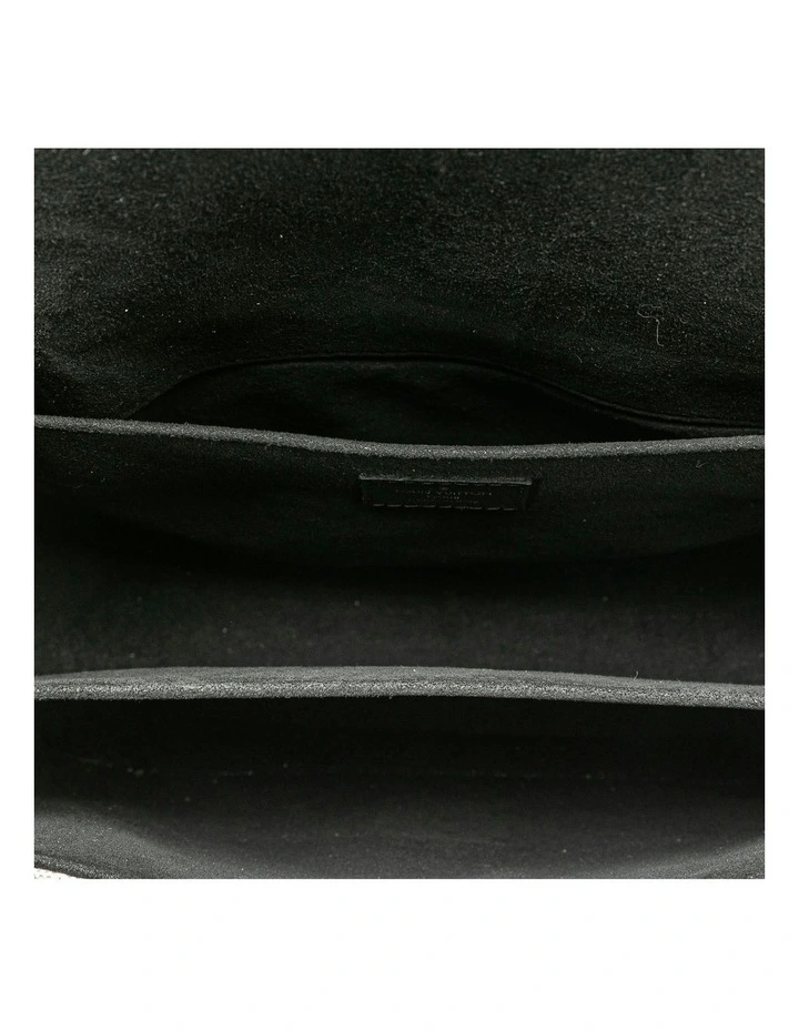 Pochette Metis Canvas Bag with Leather Strap and S-Lock Closure Pre-Loved image 4