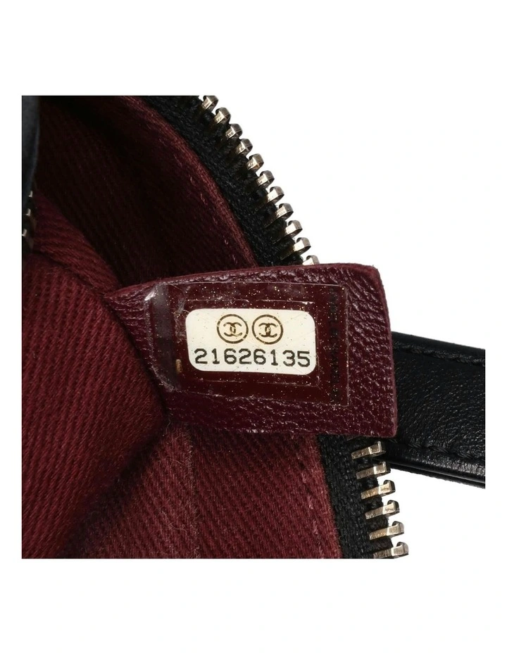 Chanel Quilted Crossbody Bag Pre-Loved image 6
