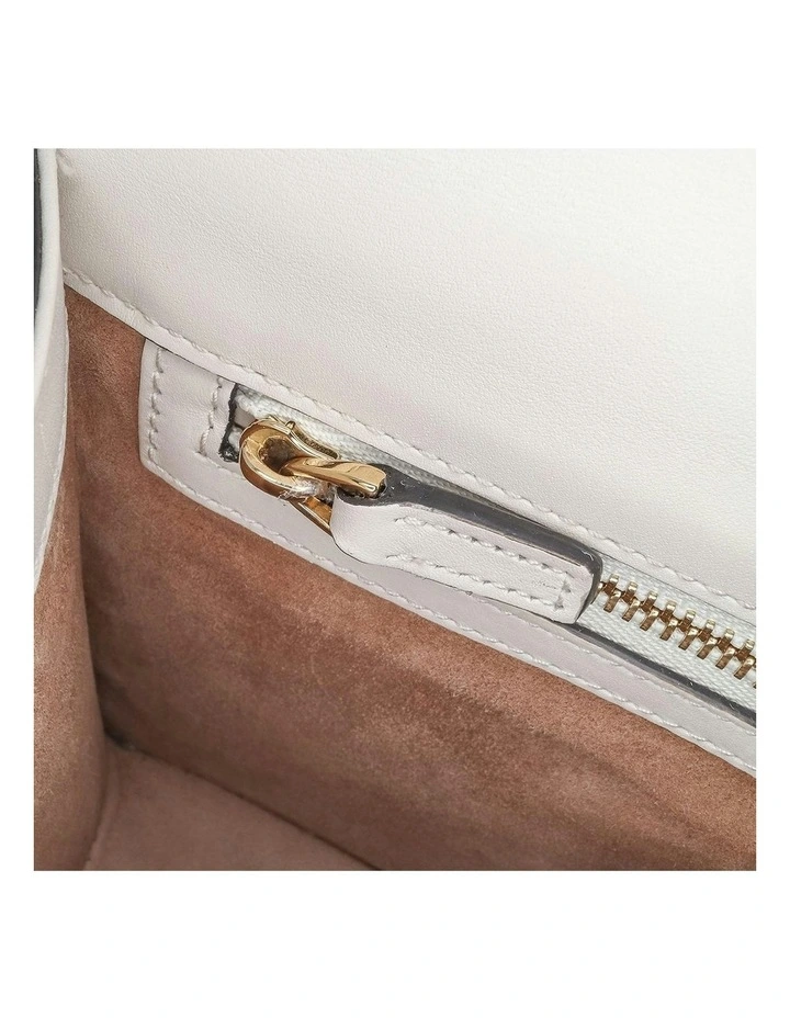 Horsebit 1955 Shoulder Bag Leather Pre-Loved image 7