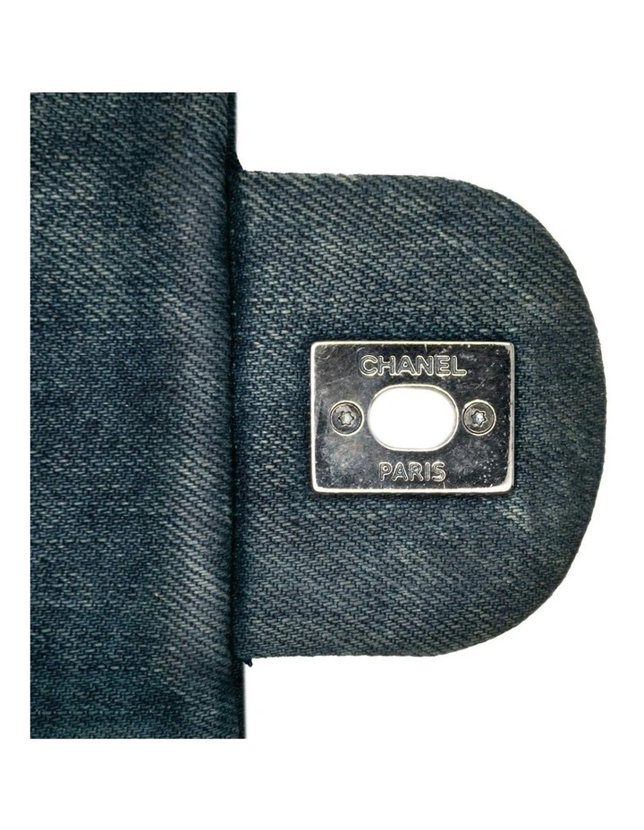 Classic Flap Shoulder Bag Pre-Loved image 7