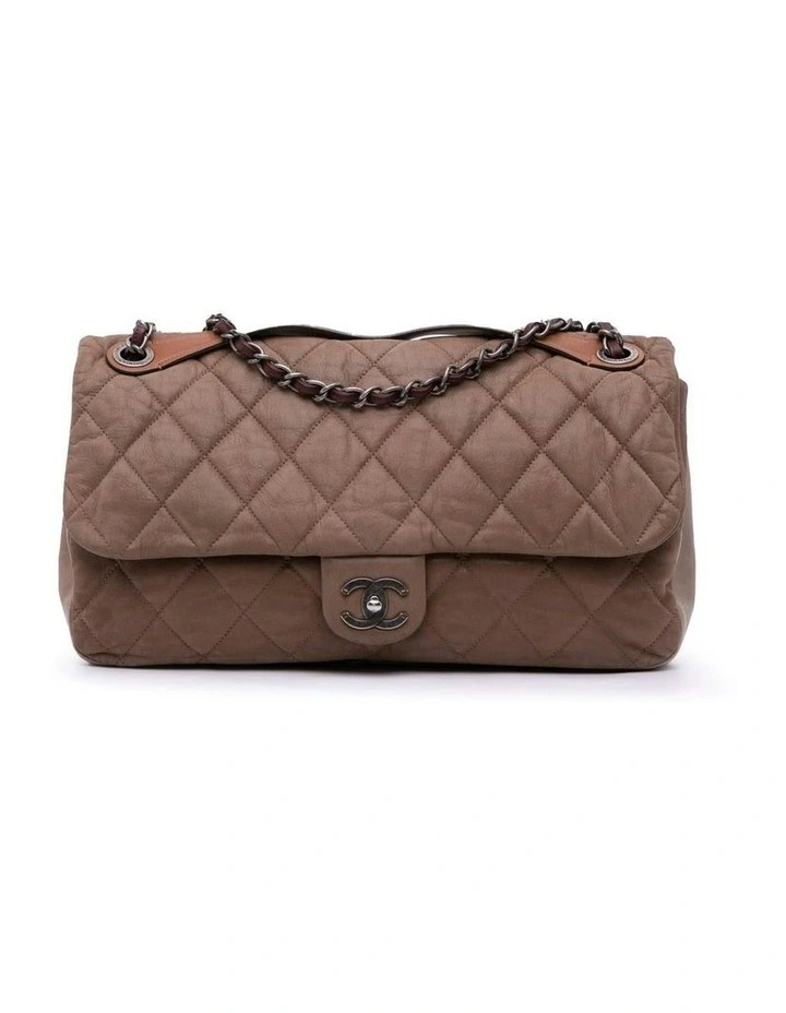Chanel Quilted Leather Messenger Bag Pre-Loved image 1