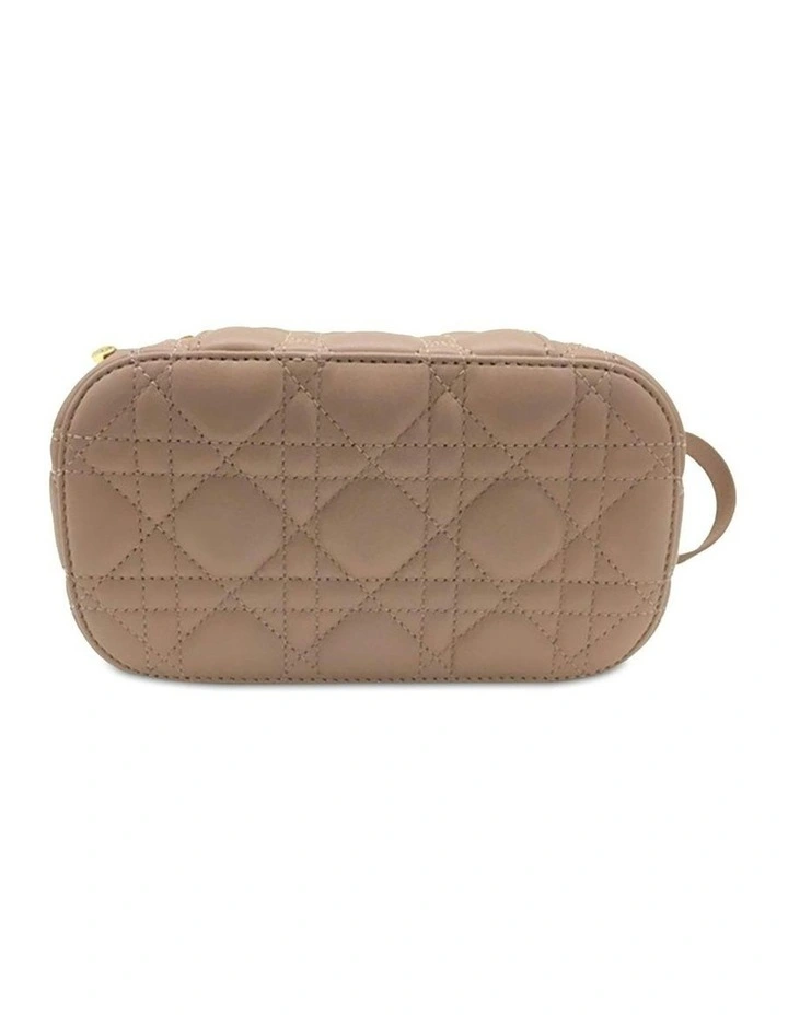 Elegant Quilted Vanity Case with Detachable Shoulder Strap Perfect for Travel and Daily Use Pre-Loved image 4