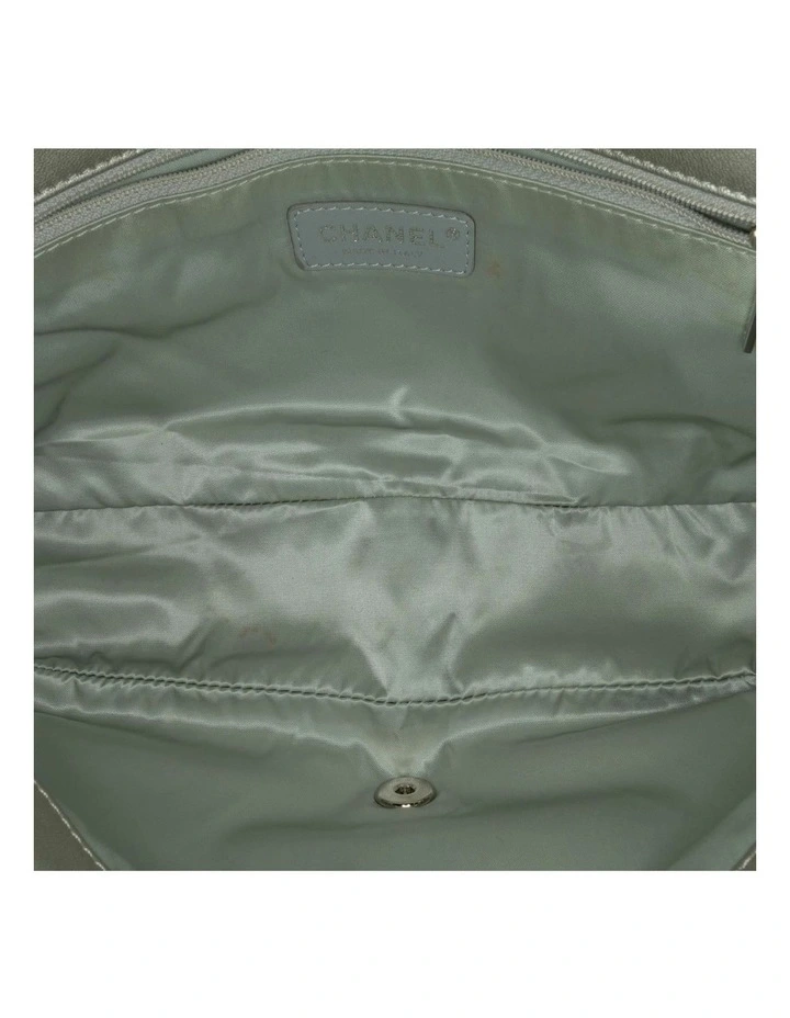 Chanel Classic Flap Shoulder Bag Pre-Loved image 4