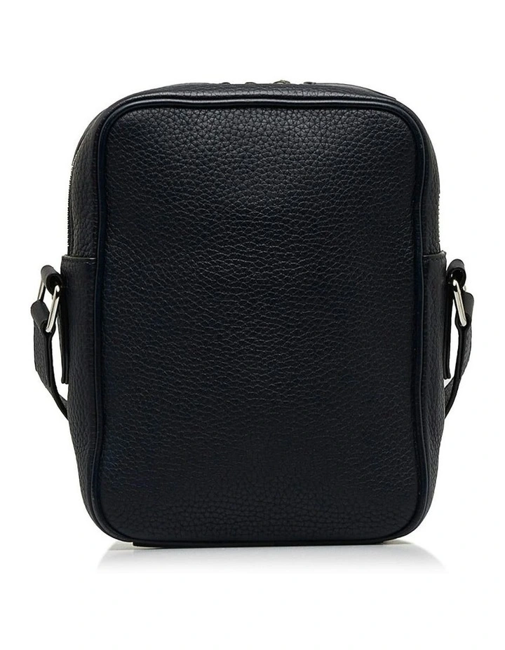 Louis Vuitton Taurillon Danube LV Circle PM Pre-Loved (Azura Fashion Group ABN 30 617 598 651) image 3