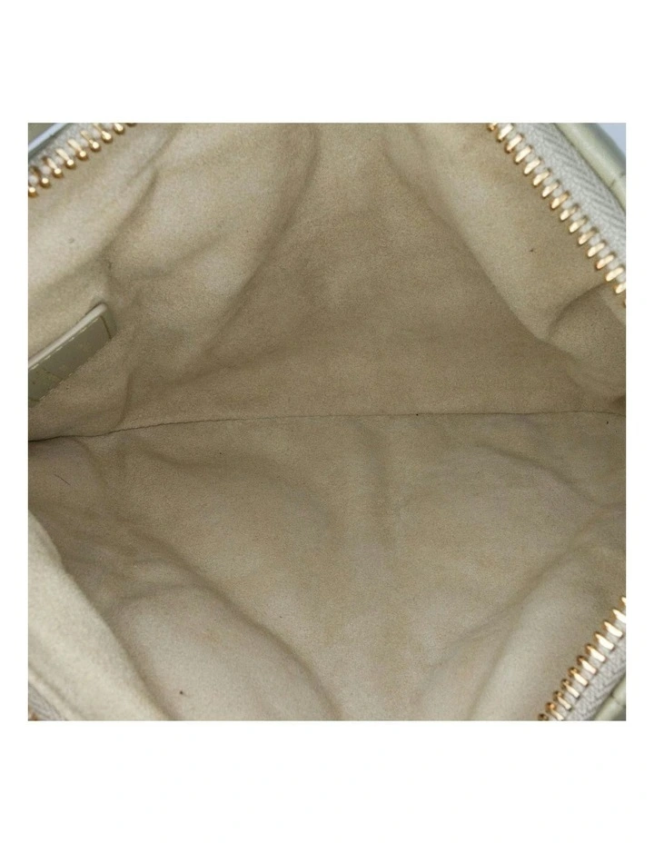 Quilted Leather Shoulder Bag with Chain Strap Pre-Loved image 4