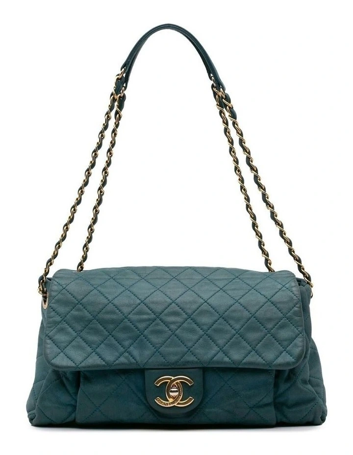 Large Iridescent Calfskin Chic Quilt Flap Shoulder Bag with Chain Straps Pre-Loved image 1