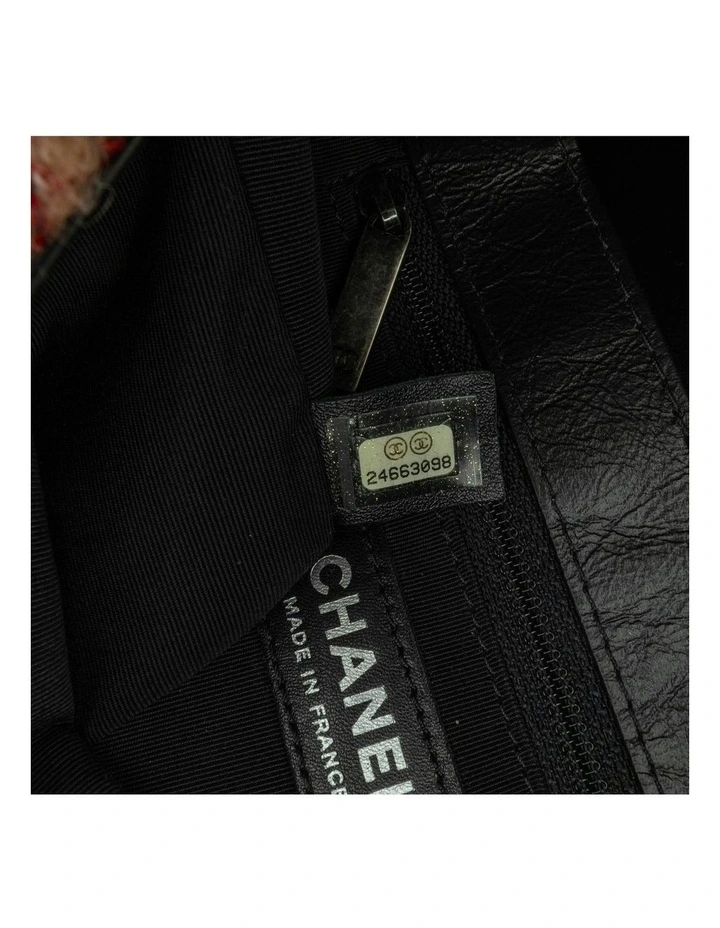 Chanel CC Tweed and Shearling Single Flap Pre-Loved (Azura Fashion Group ABN 30 617 598 651) image 6