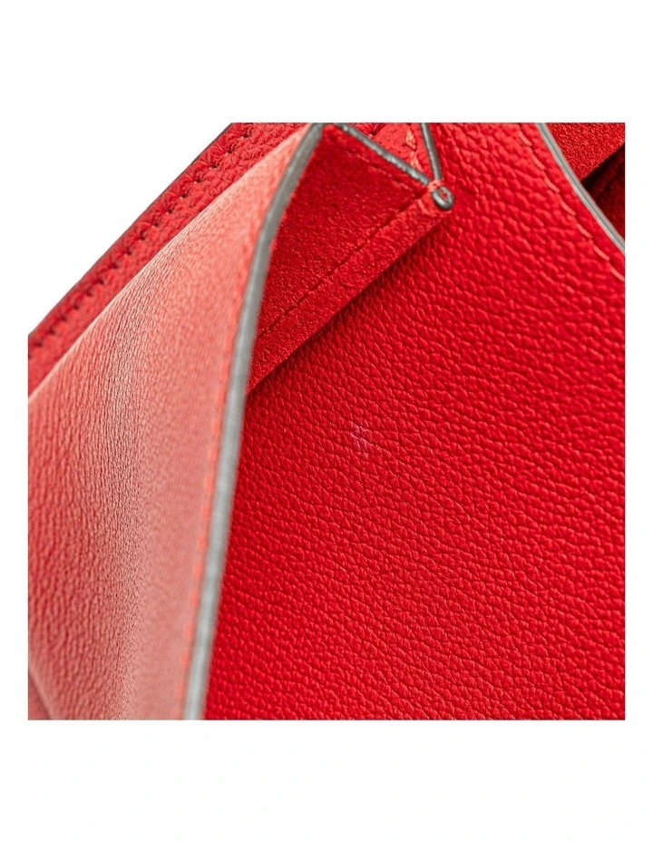 Louis Vuitton MyLockMe BB Pre-Loved (Azura Fashion Group ABN 30 617 598 651) image 7