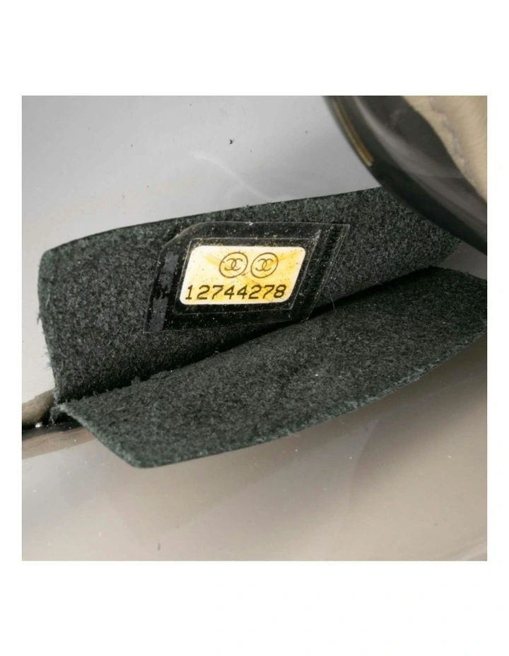Classic Flap Shoulder Bag Pre-Loved image 6