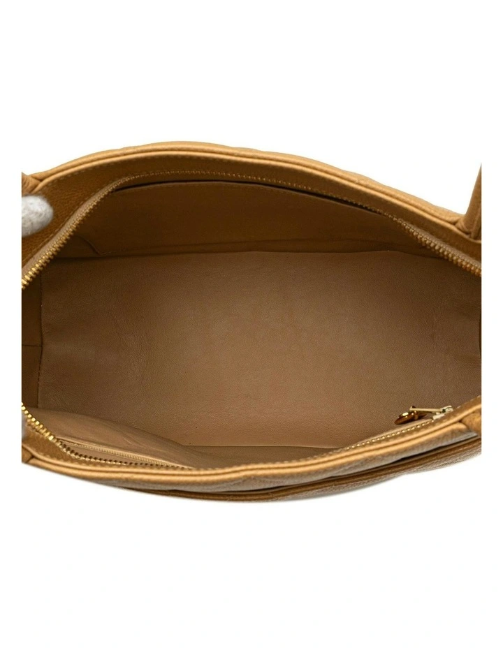 Chanel Quilted Leather Tote Pre-Loved image 4