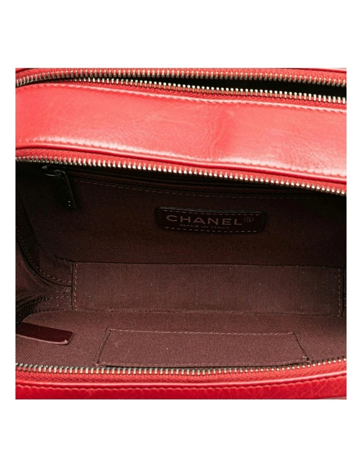 Quilted Leather Crossbody Bag Pre-Loved image 4