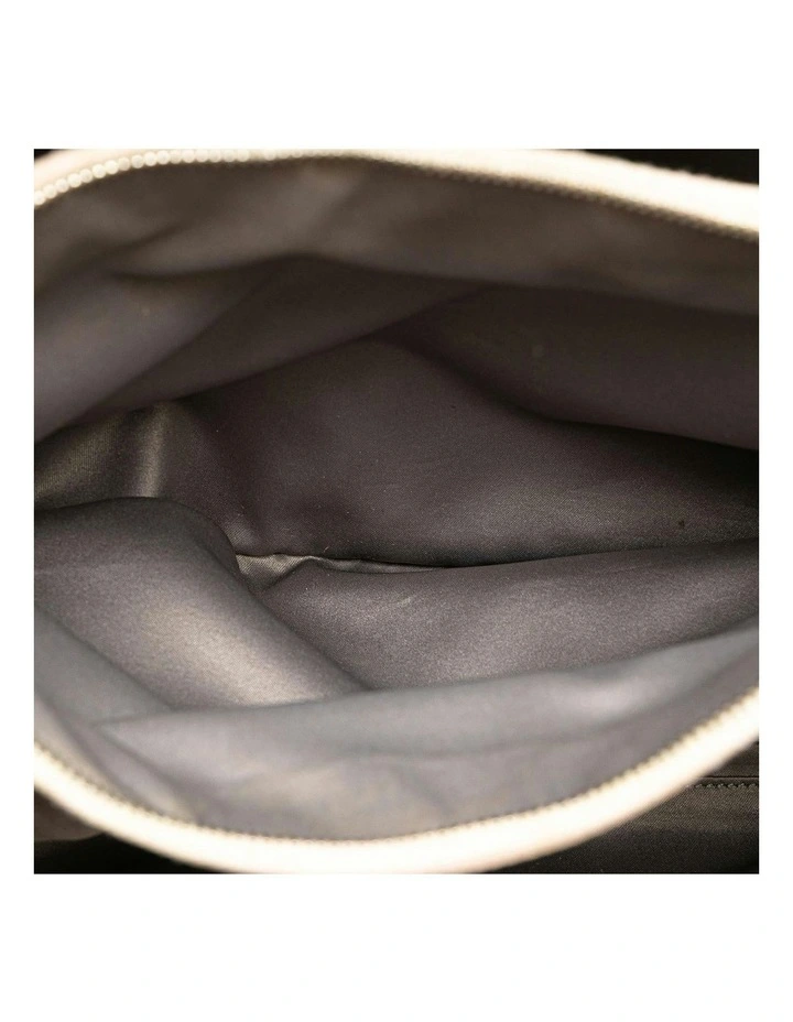 Classic Quilted Tote Chain Strap Pre-Loved image 5