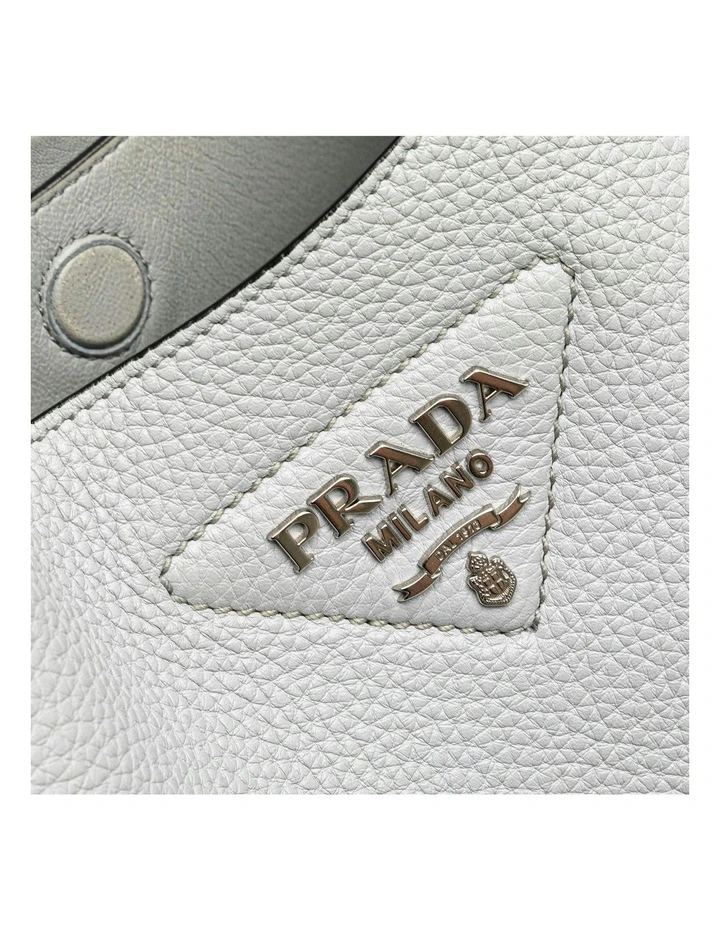 ReEdition 2005 Shoulder Bag Pre-Loved image 5