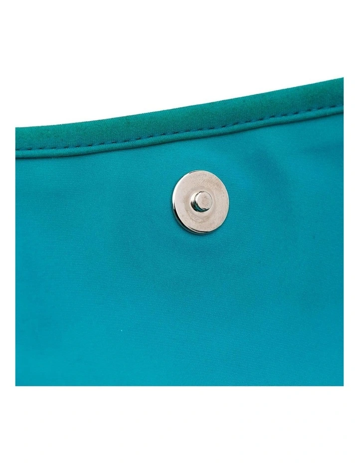 Quilted Bag with Chain Strap and Top Handle Pre-Loved image 7