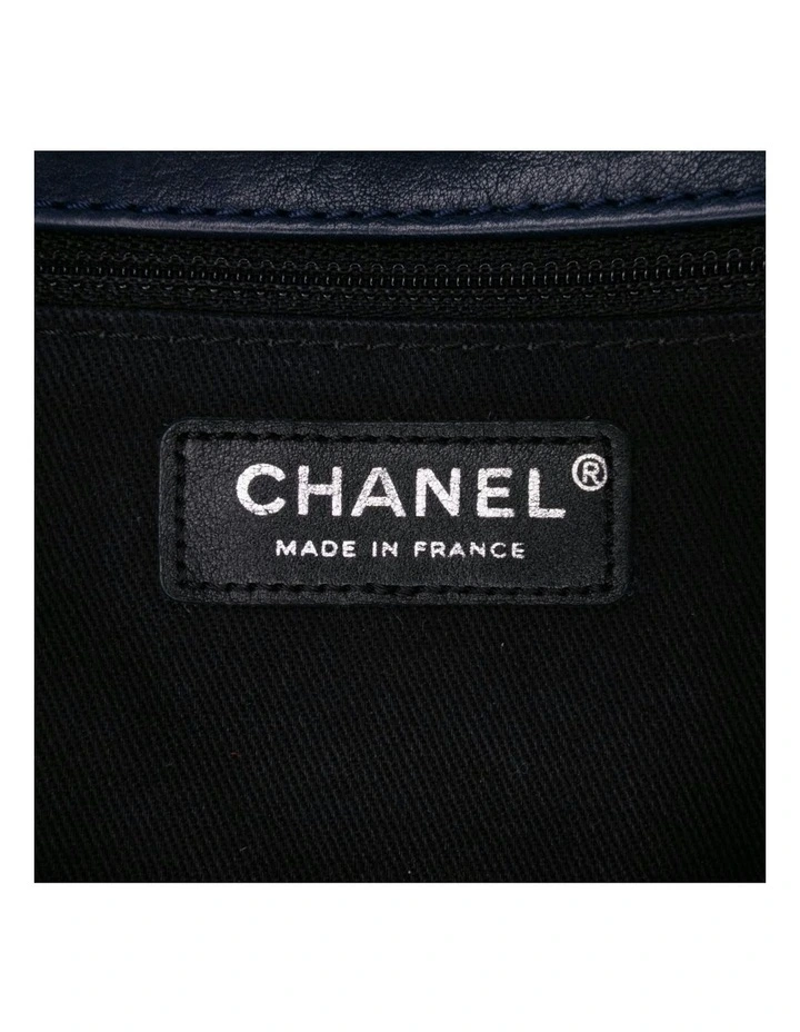 Quilted Leather Shoulder Bag with Chain Strap and Turn-Lock Closure Pre-Loved image 5