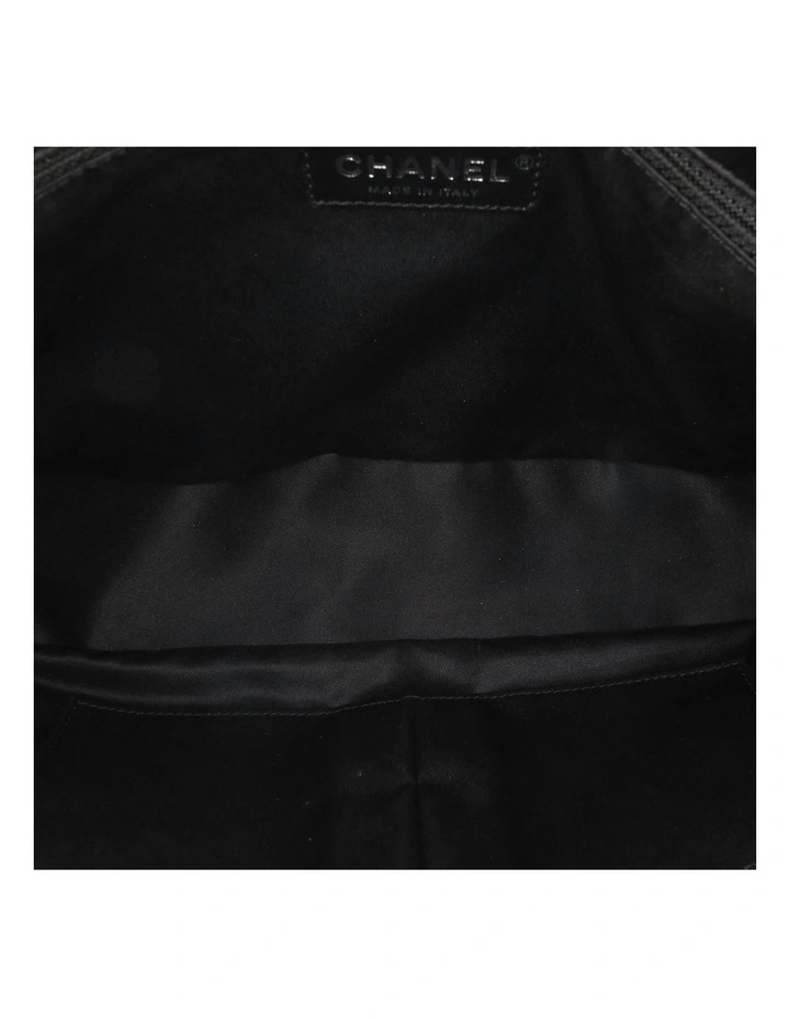 Chain Tweed Quilted Shoulder Bag Pre-Loved image 4