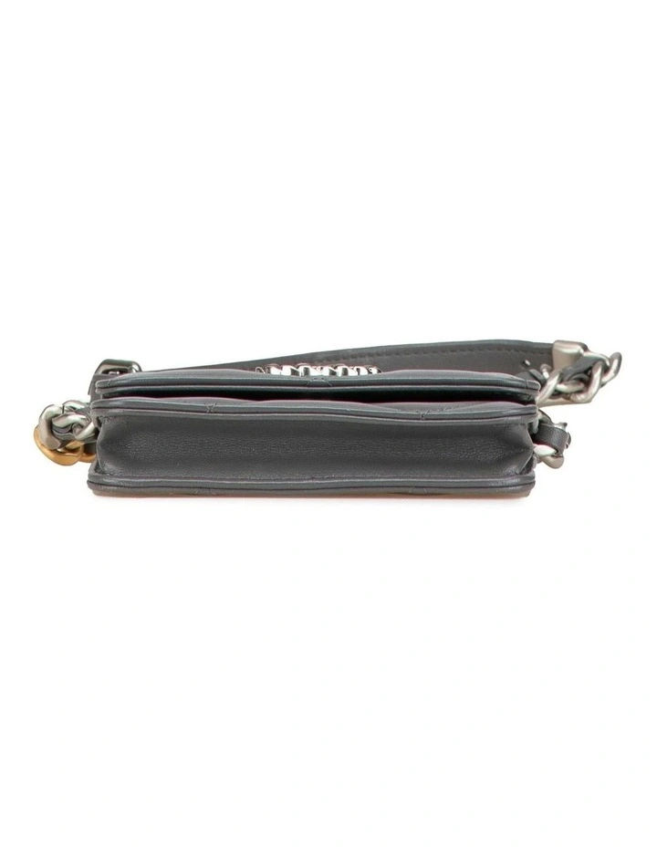 Chanel 19 Mini Flap Wallet on Chain Pre-Loved image 3