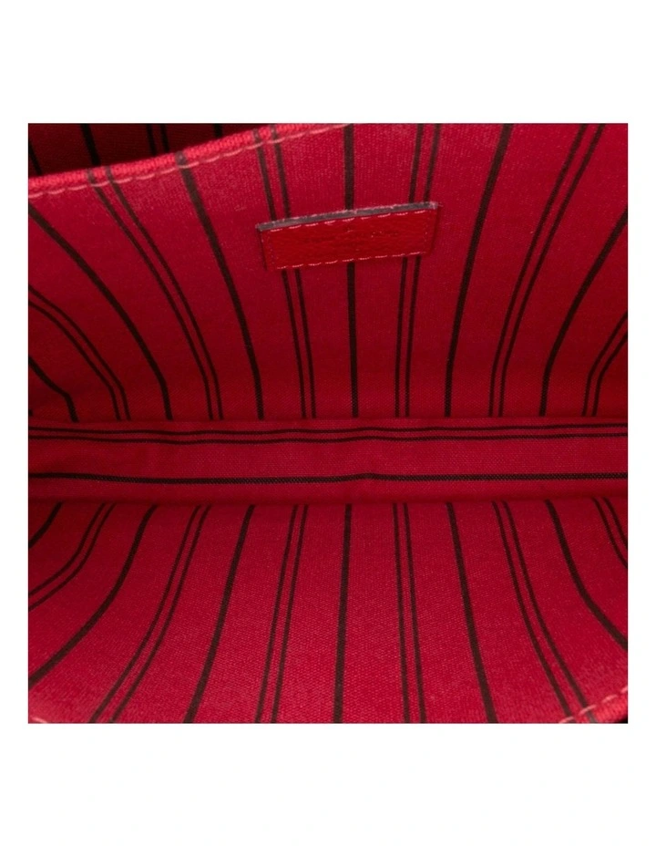 Textured Leather Satchel with Adjustable Strap and Secure Closure Pre-Loved image 4