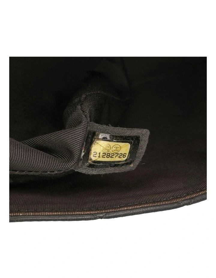 Chanel Quilted Shoulder Bag Pre-Loved image 5