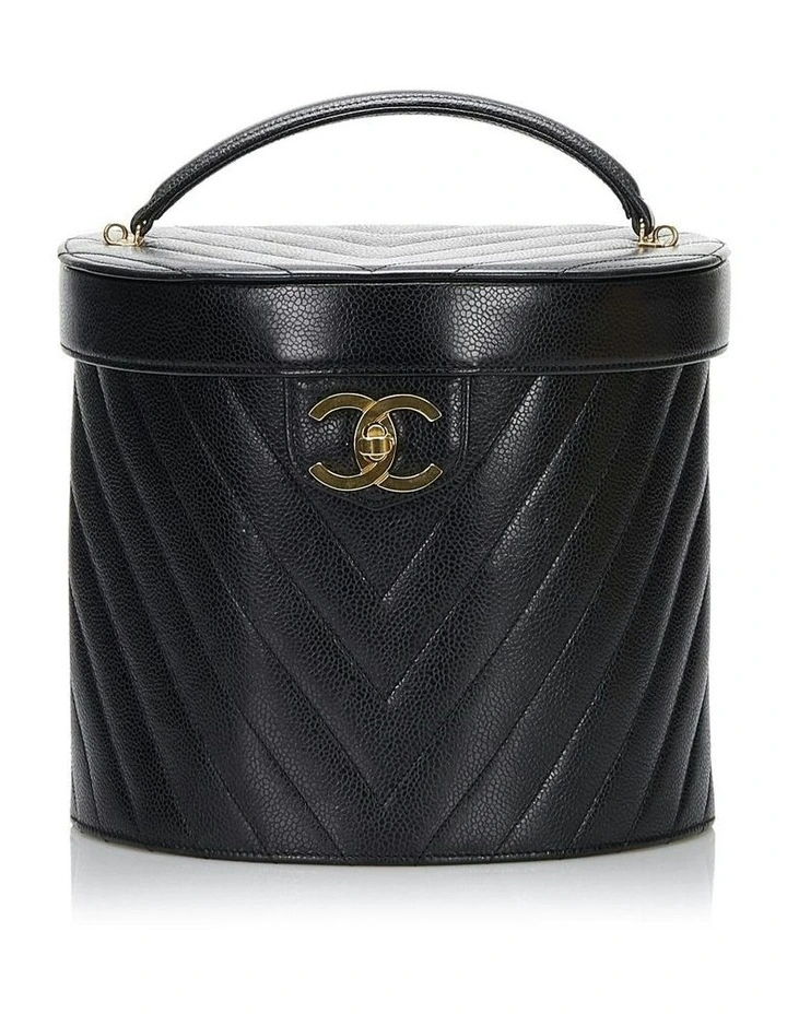 Chanel Quilted Chevron Leather Handbag Pre-Loved image 1