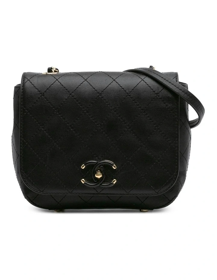Chanel Quilted Shoulder Bag Pre-Loved image 1