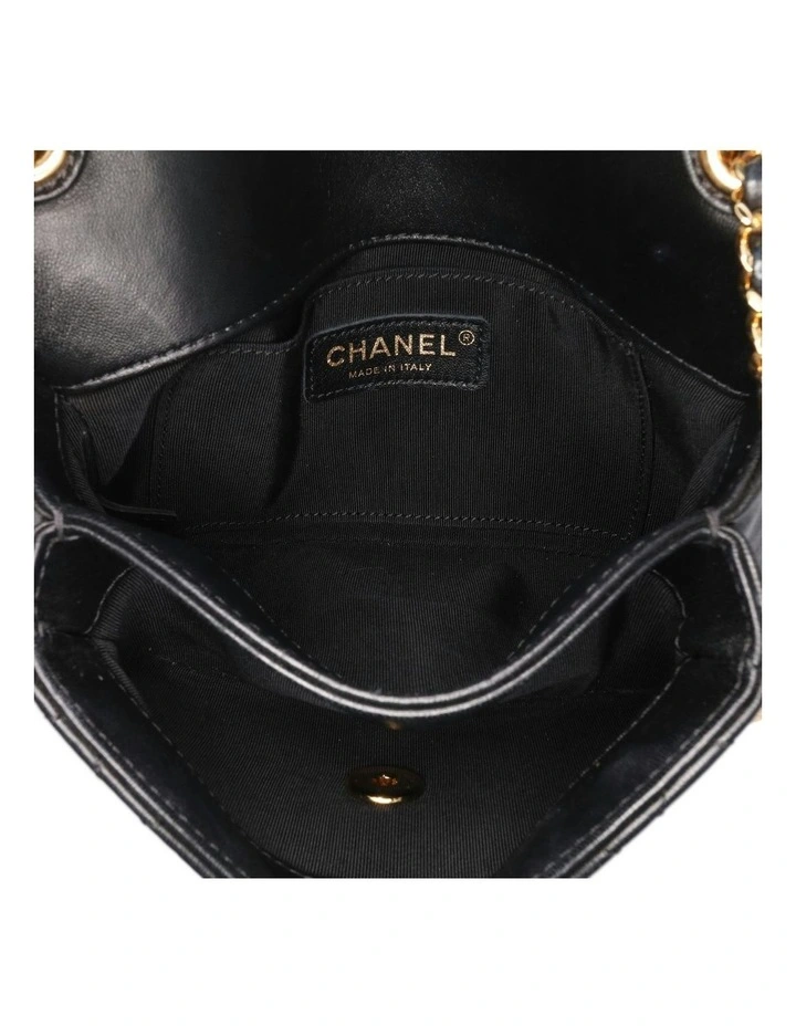 Chanel Quilted Shoulder Bag Pre-Loved image 4