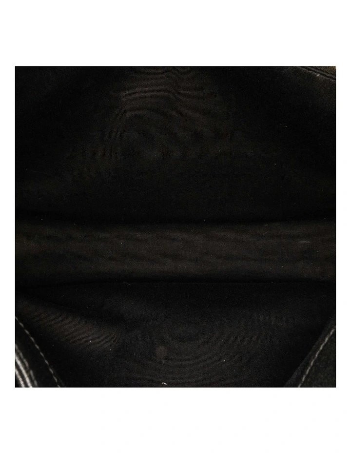 Quilted Lambskin Chain Shoulder Bag with Magnetic Closure Pre-Loved image 5