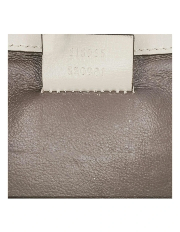 Gucci Chain Detail Leather Crossbody Pre-Loved image 6