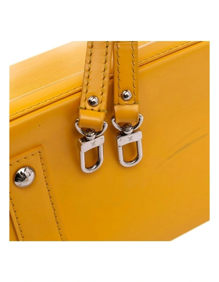 Louis Vuitton Alma BB Structured Pre-Loved Leather Top Bag in Yellow (Azura Fashion Group ABN 30 617 598 651) image 7