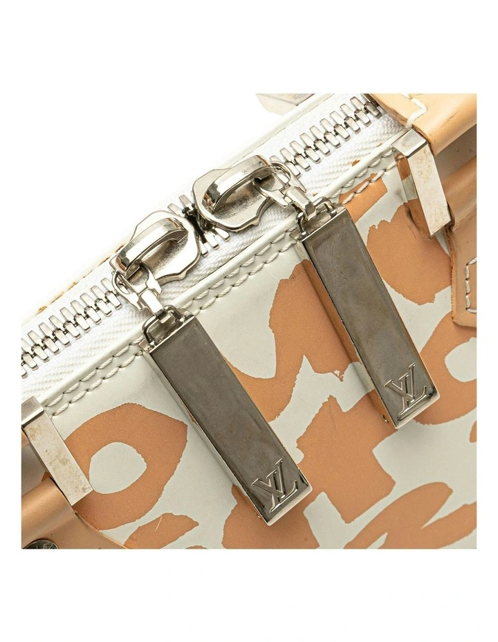 Fashionable Dome Handbag in White image 7