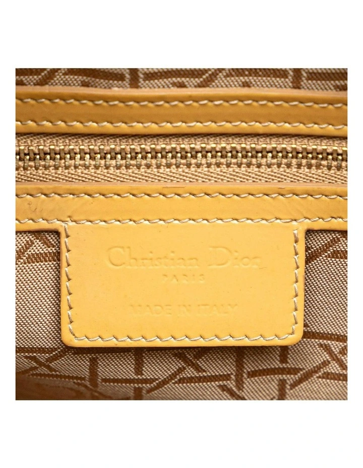 Elegant Handbag with Top Handle in image 5