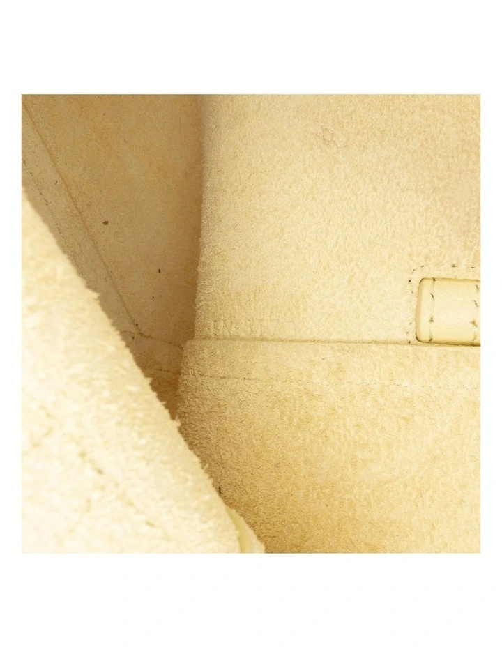 Elegant Leather Bag with Top Handle in Yellow image 5