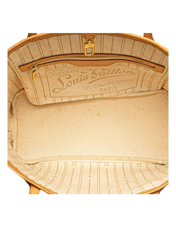 Louis Vuitton Checkered Print Tote Pre-Loved (Azura Fashion Group ABN 30 617 598 651) in White image 4