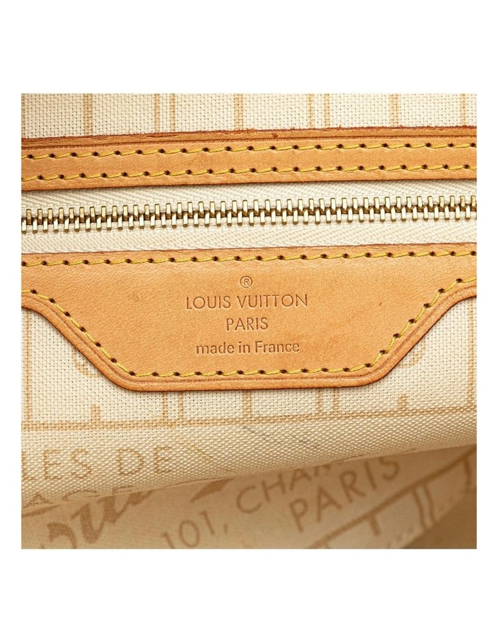 Louis Vuitton Checkered Print Tote Pre-Loved (Azura Fashion Group ABN 30 617 598 651) in White image 5