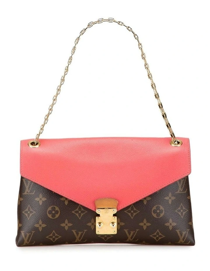 Louis Vuitton Chain Shoulder Bag in Brown image 1