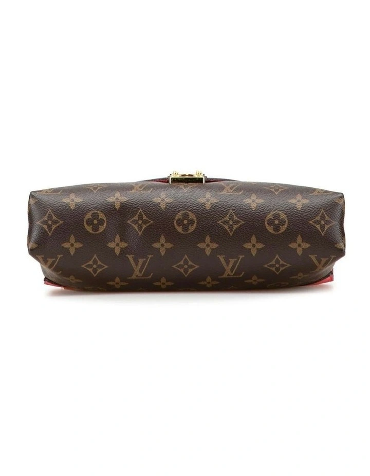 Louis Vuitton Chain Shoulder Bag in Brown image 3