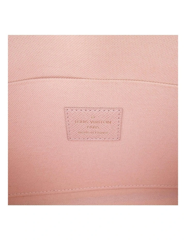 Louis Vuitton Elegant Chain Wallet in White image 5