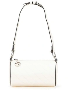 Elegant Shoulder Bag in White Pre-Loved (Fashion Group ABN 30 617 598 651)