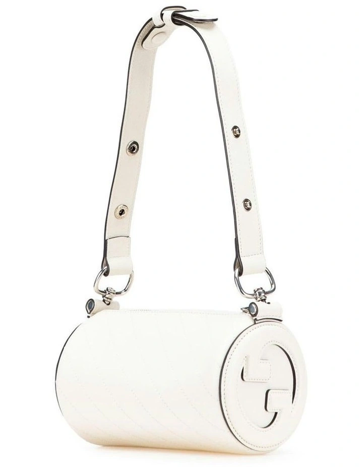 Elegant Shoulder Bag in White Pre-Loved (Fashion Group ABN 30 617 598 651) image 2