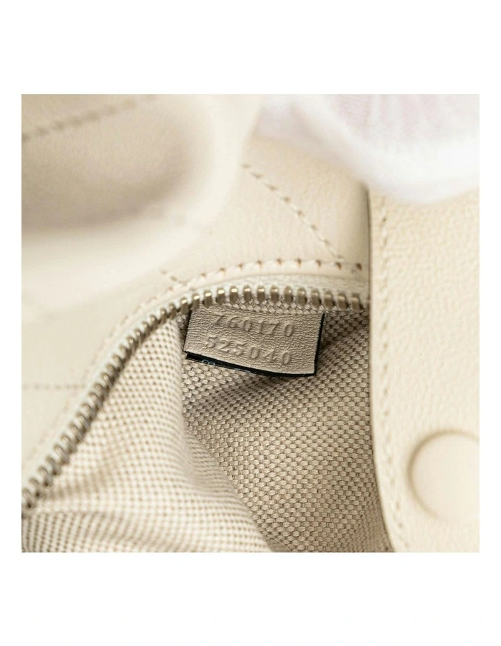 Elegant Shoulder Bag in White Pre-Loved (Fashion Group ABN 30 617 598 651) image 6