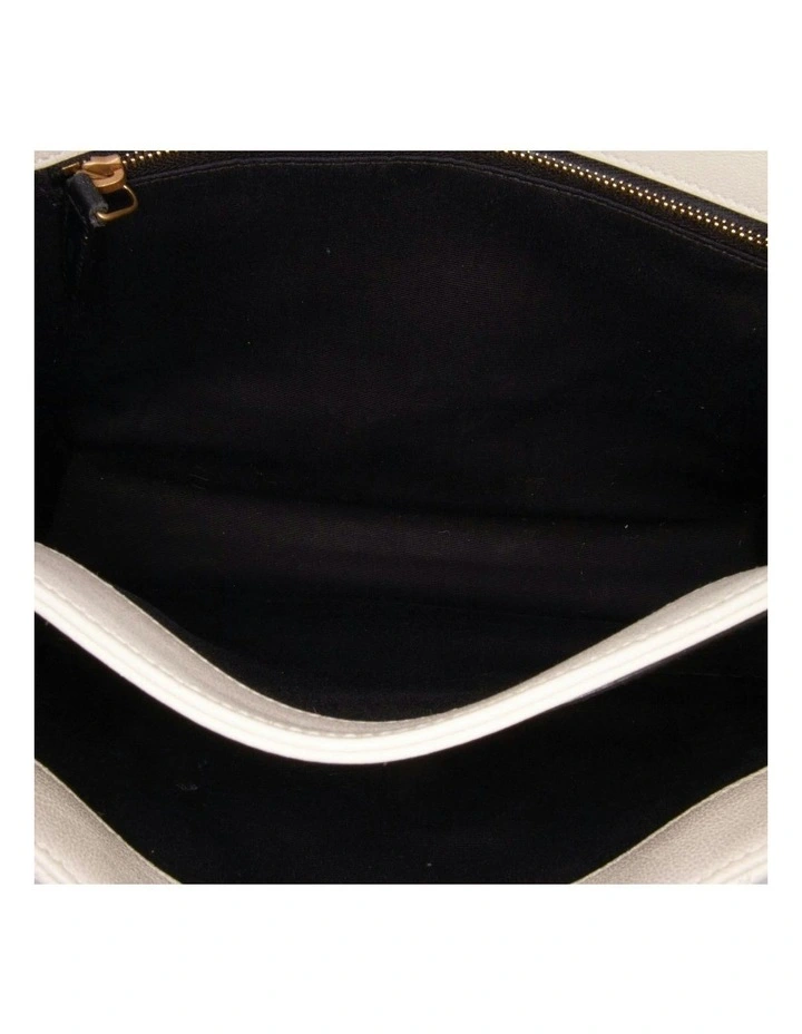 Saint Laurent Manhattan Shoulder Bag Pre-Loved in White image 4
