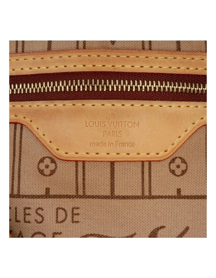 Louis Vuitton Printed Tote Bag Pre-Loved in Brown image 5